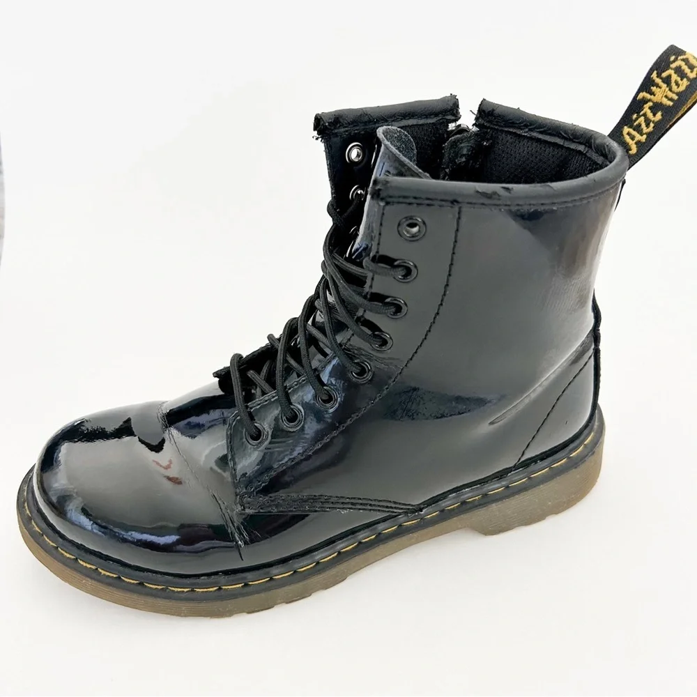 Dr. Martens BOOTS Kids Sz. 3 PATENT LEATHER LACE UP Grunge Winter